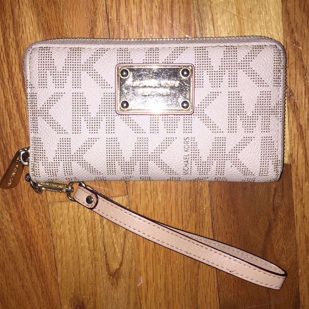 MK Clutch/Wristlet